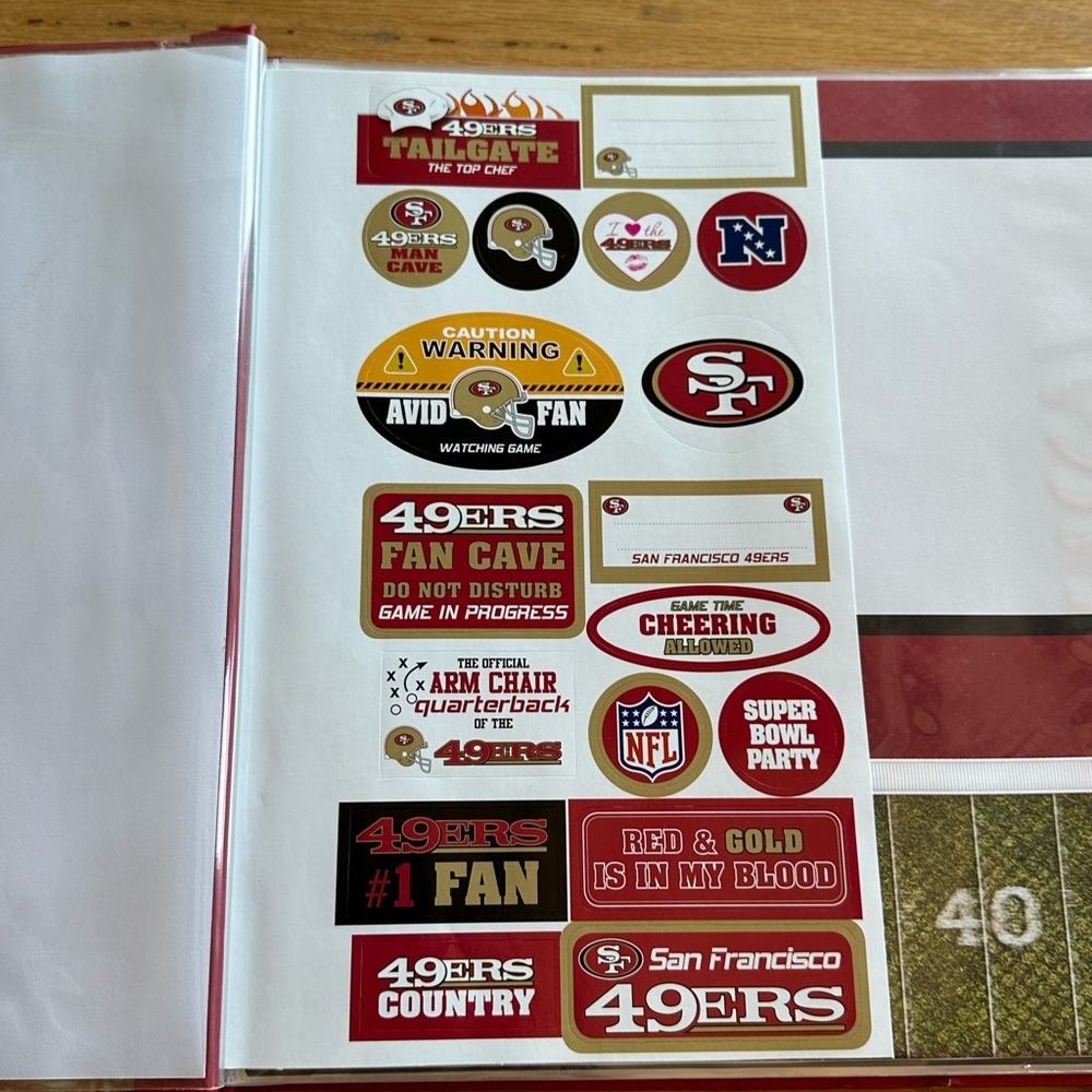 San Francisco 49ers NFL Niners Scrapbook & Stickers - Picture 3 of 10
